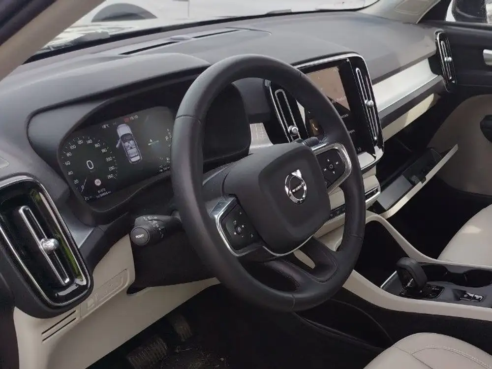 VOLVO xc40 - Foto 8 | Clidrive