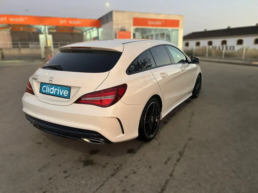 MERCEDES cla