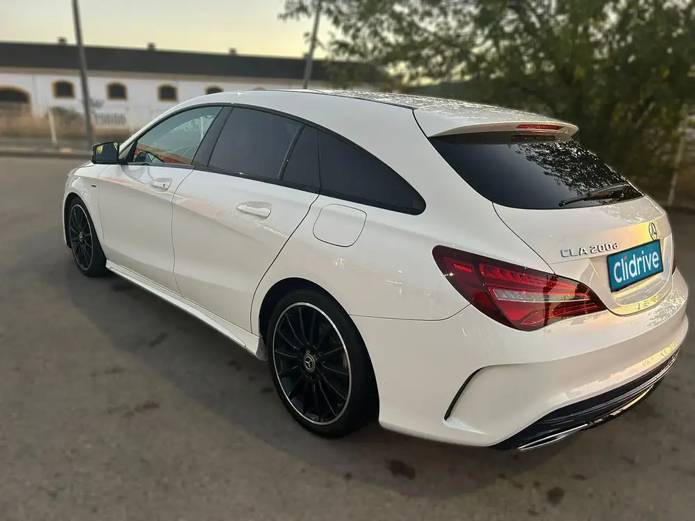 MERCEDES cla