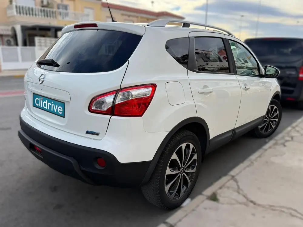 NISSAN qashqai