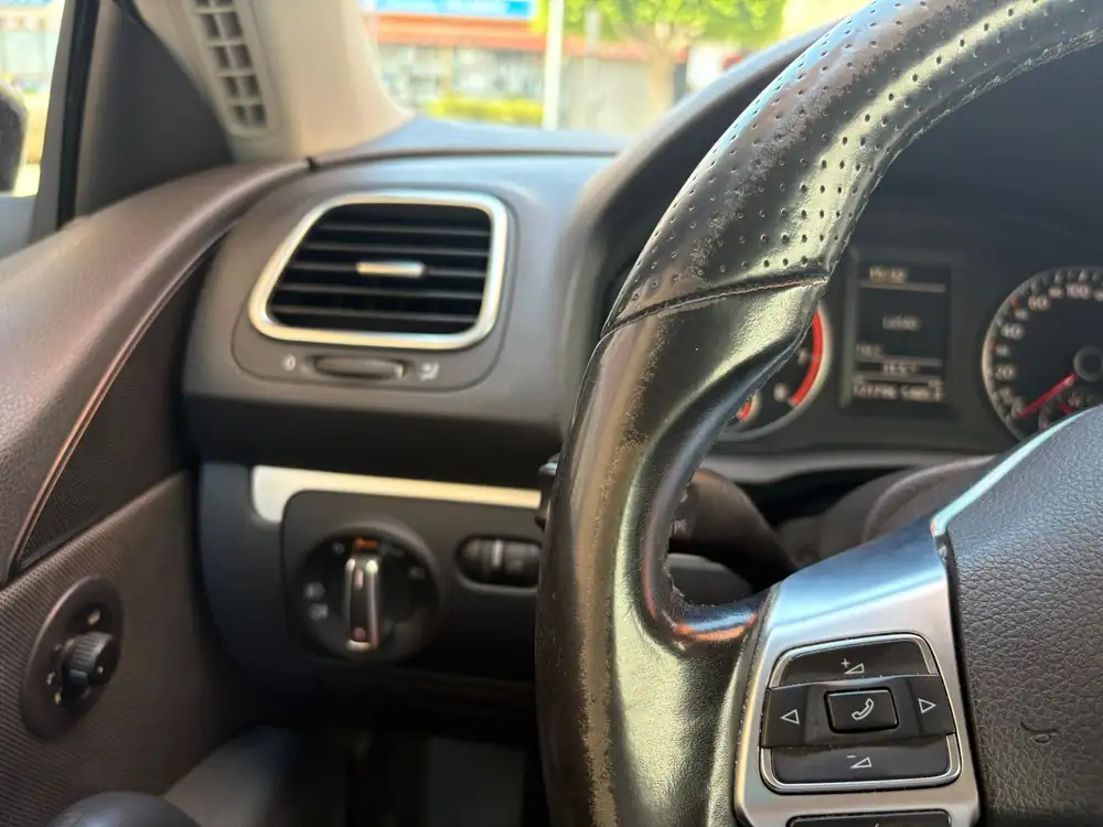 VOLKSWAGEN scirocco