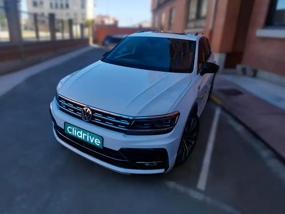 VOLKSWAGEN tiguan