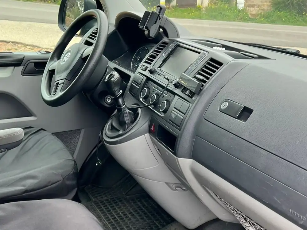 VOLKSWAGEN transporter