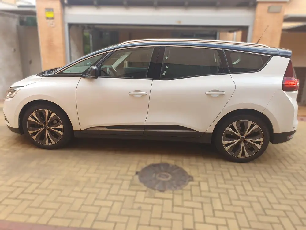 RENAULT grand scenic