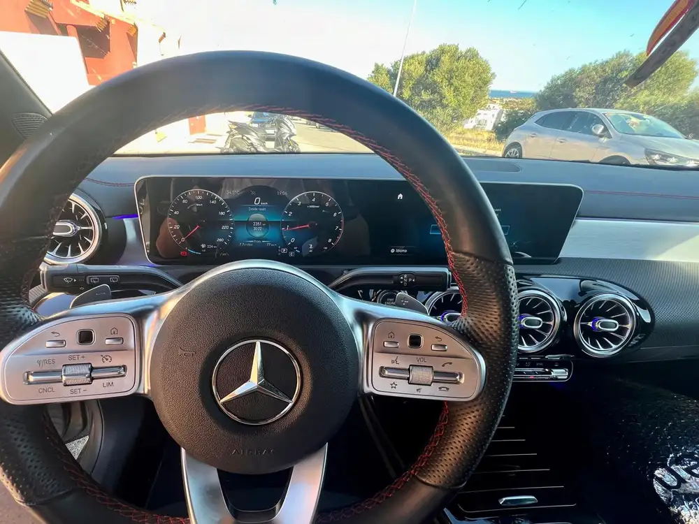 MERCEDES cla