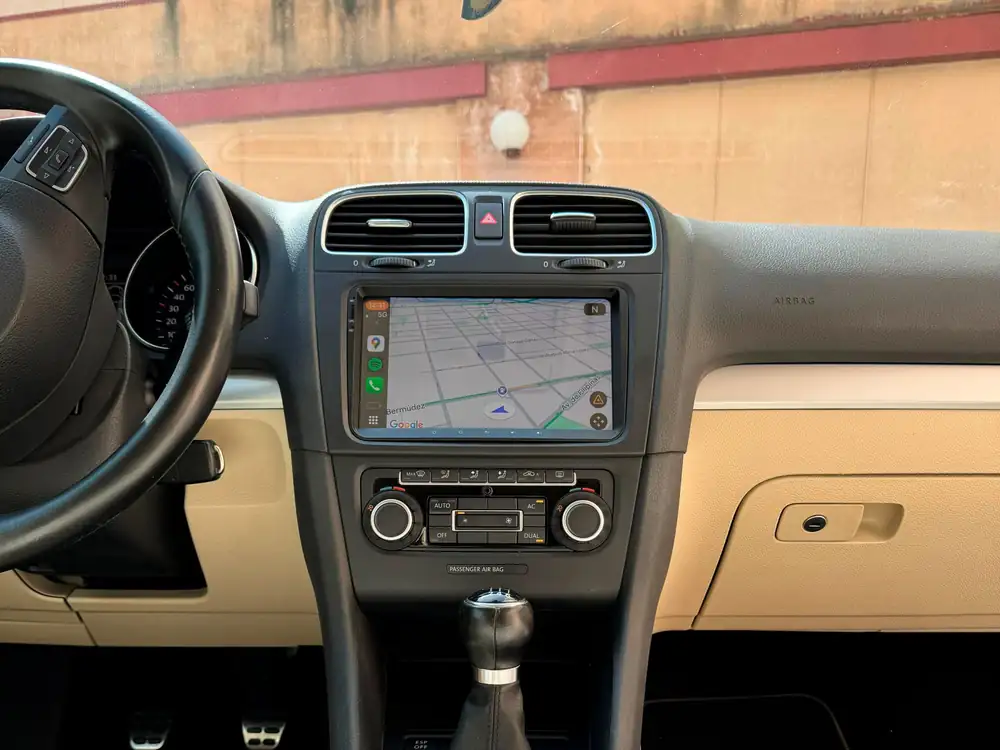VOLKSWAGEN golf