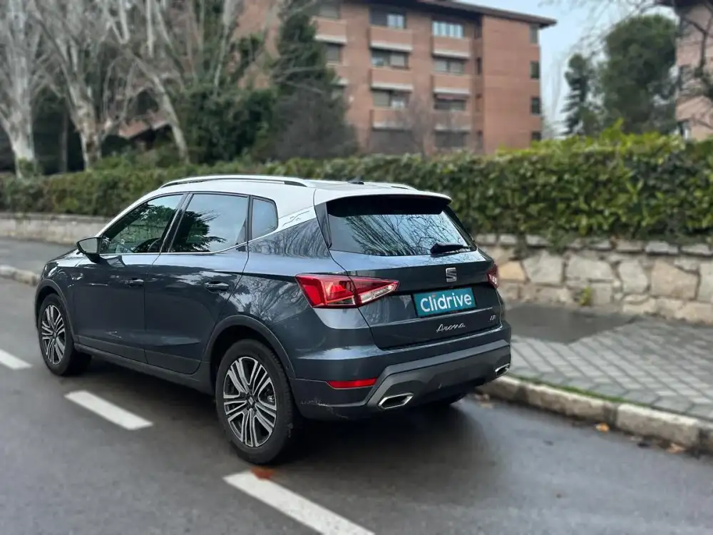 SEAT arona