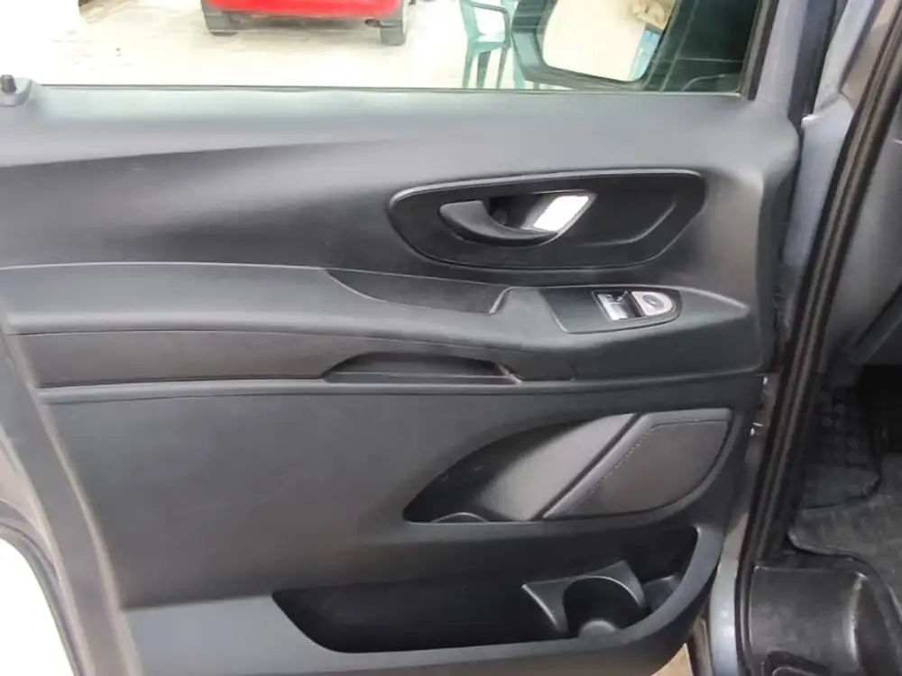 MERCEDES vito