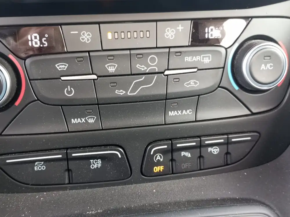 FORD tourneo connect