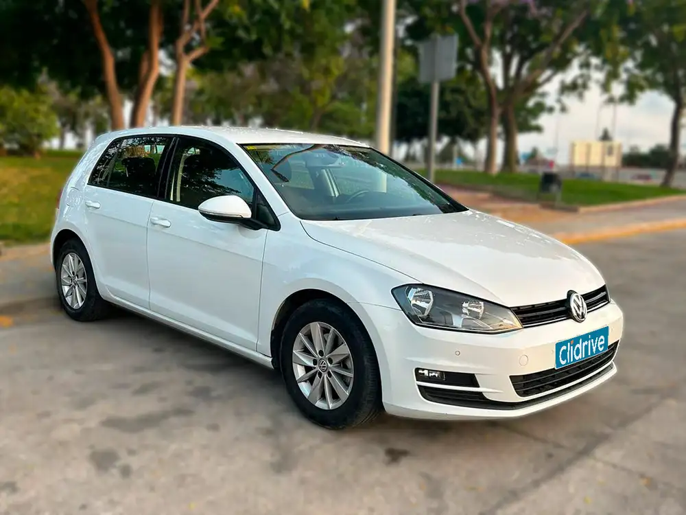 VOLKSWAGEN golf