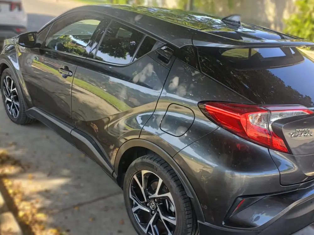 TOYOTA c-hr