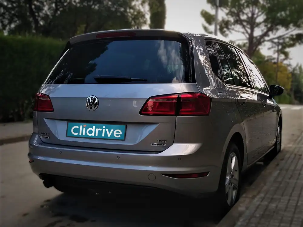 VOLKSWAGEN golf sportsvan