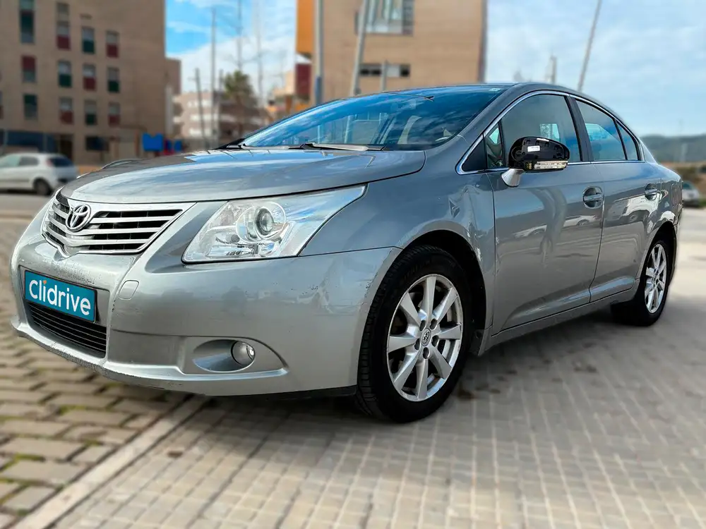 TOYOTA avensis