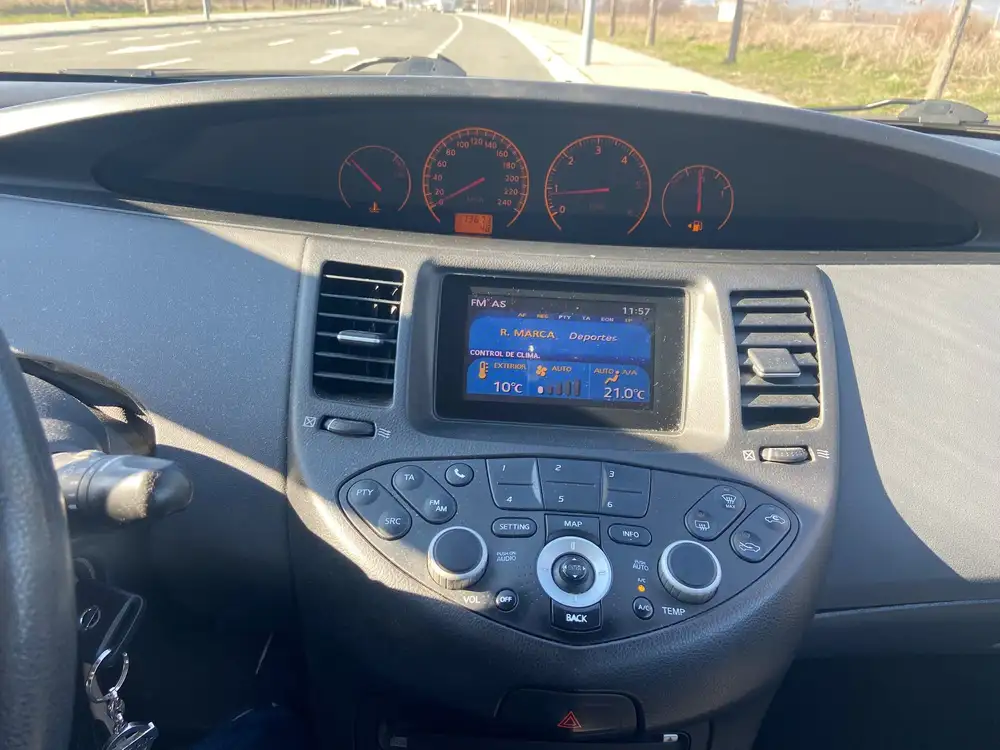 NISSAN primera - Foto 12 | Clidrive