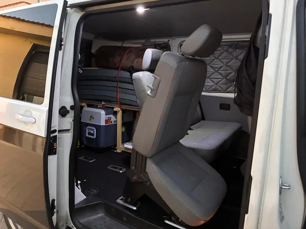 VOLKSWAGEN transporter