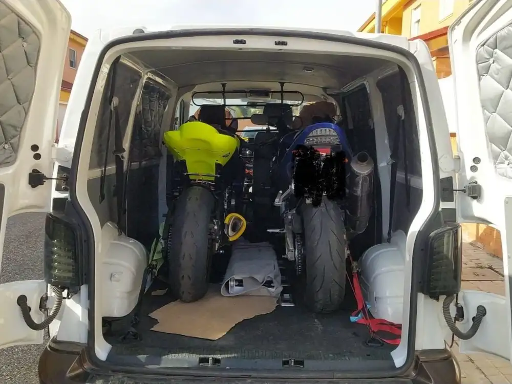 VOLKSWAGEN transporter