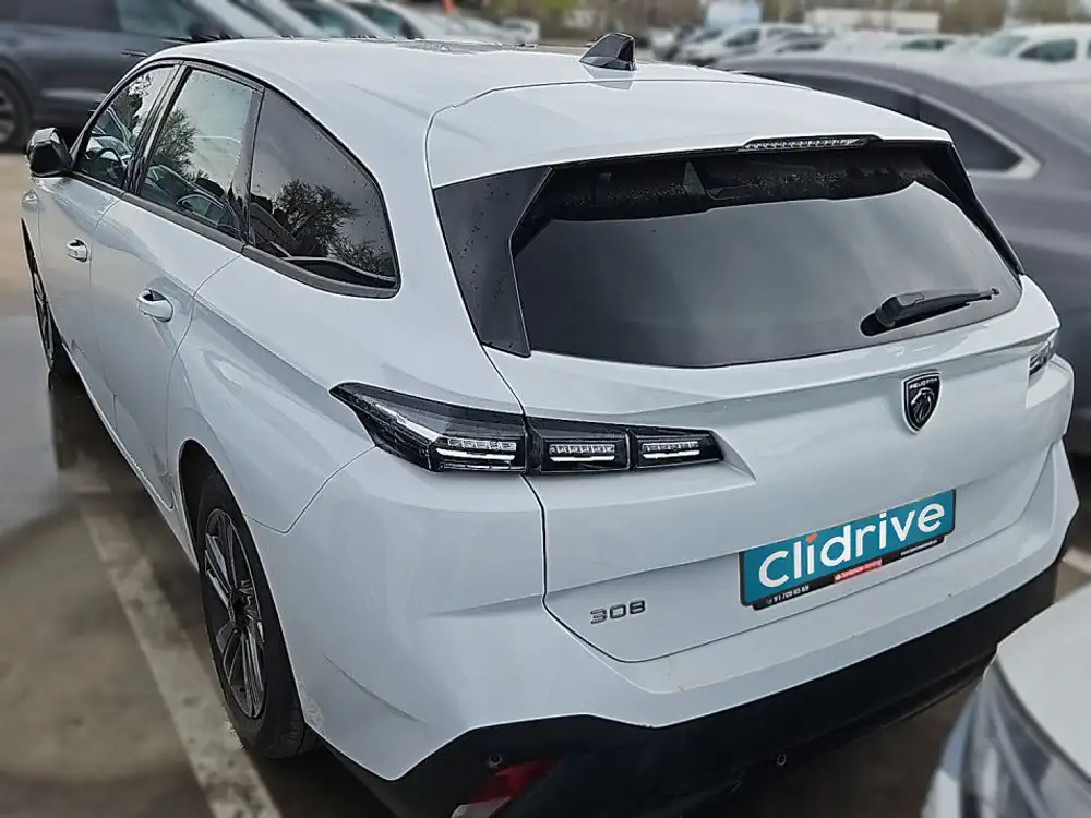PEUGEOT 308