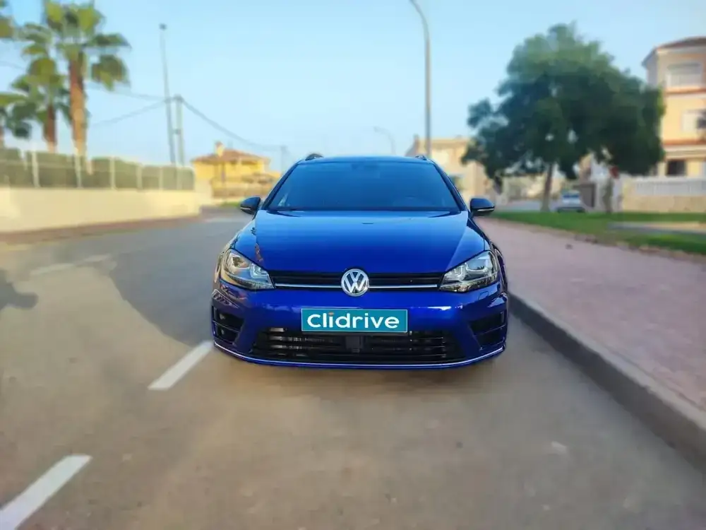 VOLKSWAGEN golf