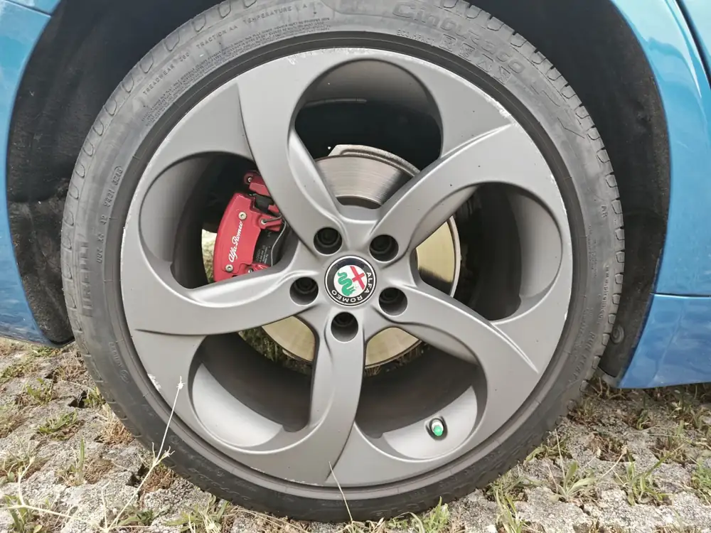 ALFA ROMEO giulia