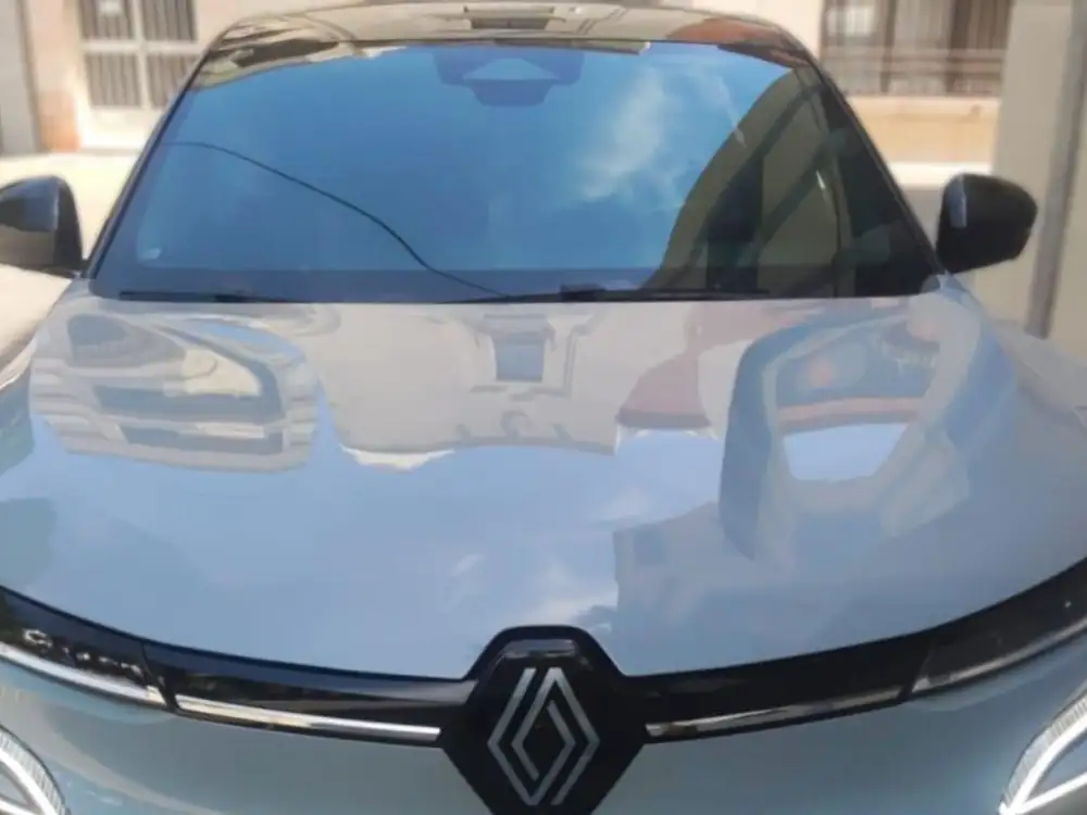 RENAULT megane e-tech