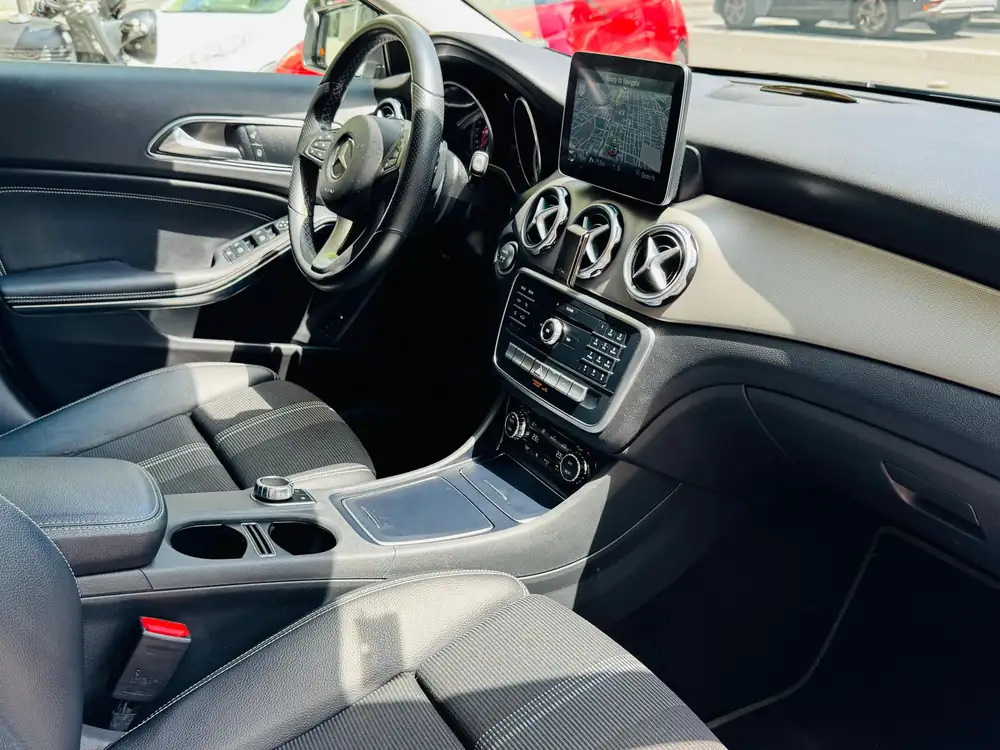 MERCEDES clase gla