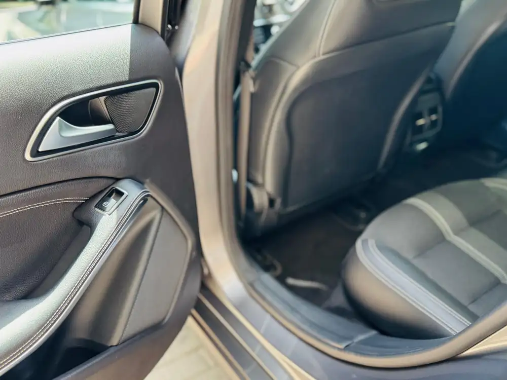 MERCEDES clase gla