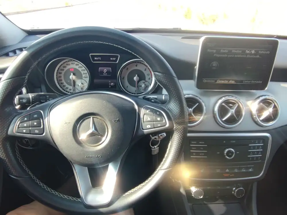 MERCEDES gla