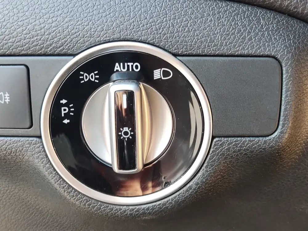 MERCEDES gla