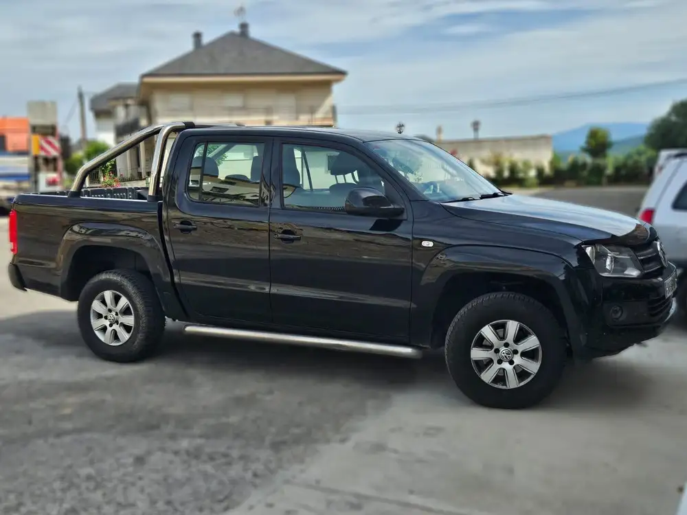 VOLKSWAGEN amarok