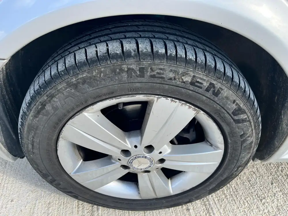 MERCEDES viano