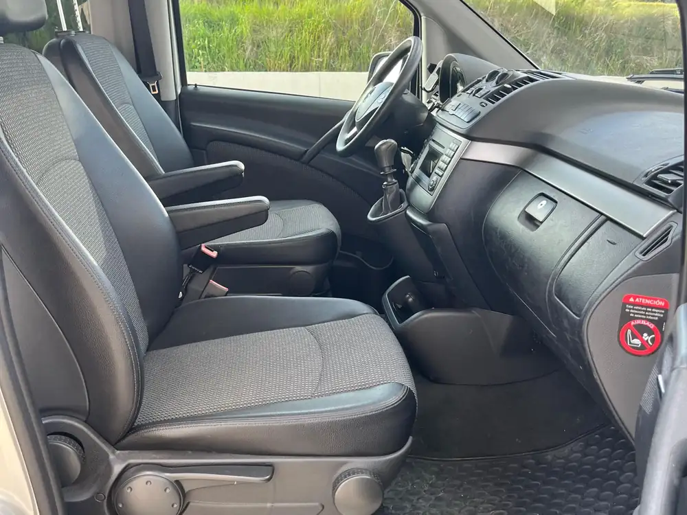 MERCEDES viano