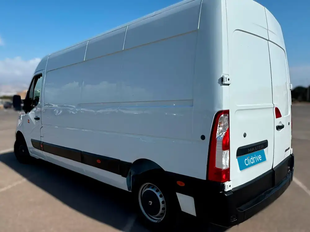 RENAULT master