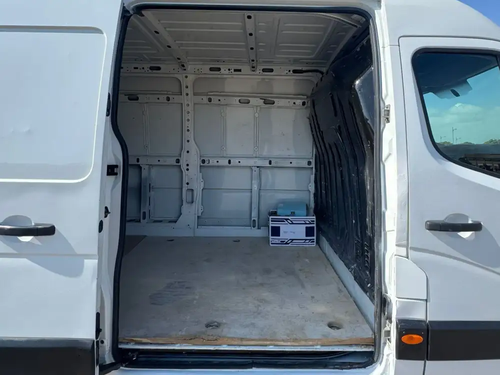 RENAULT master