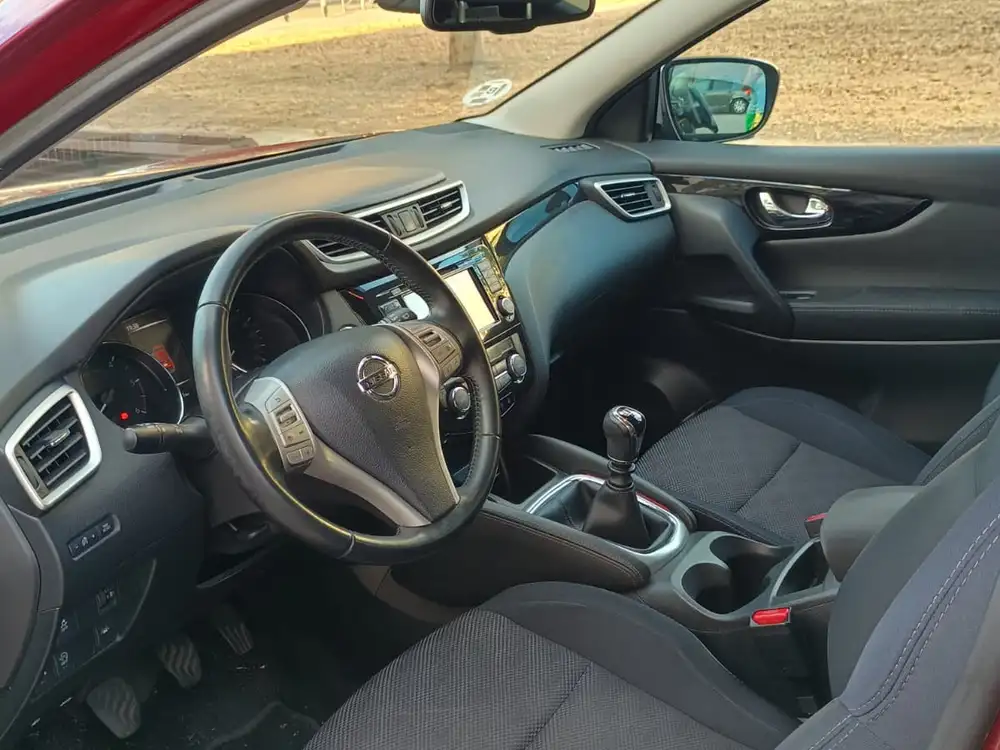 NISSAN qashqai