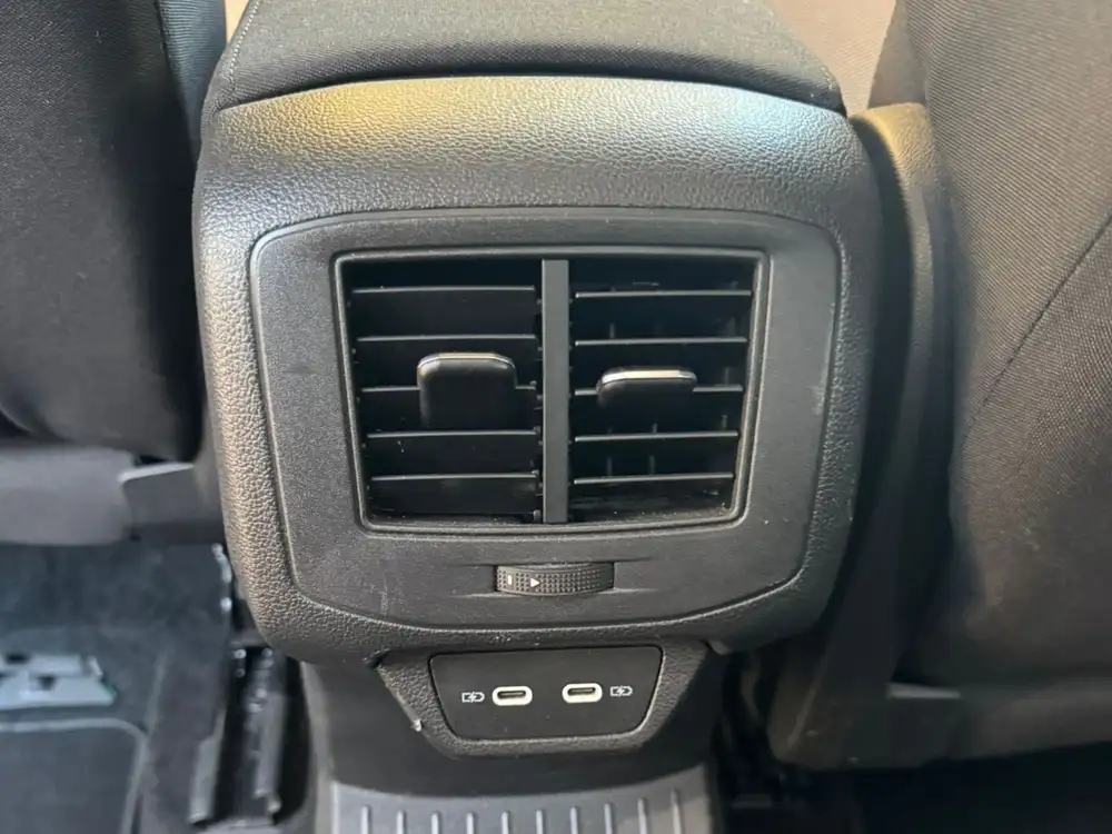 VOLKSWAGEN t-roc - Foto 11 | Clidrive