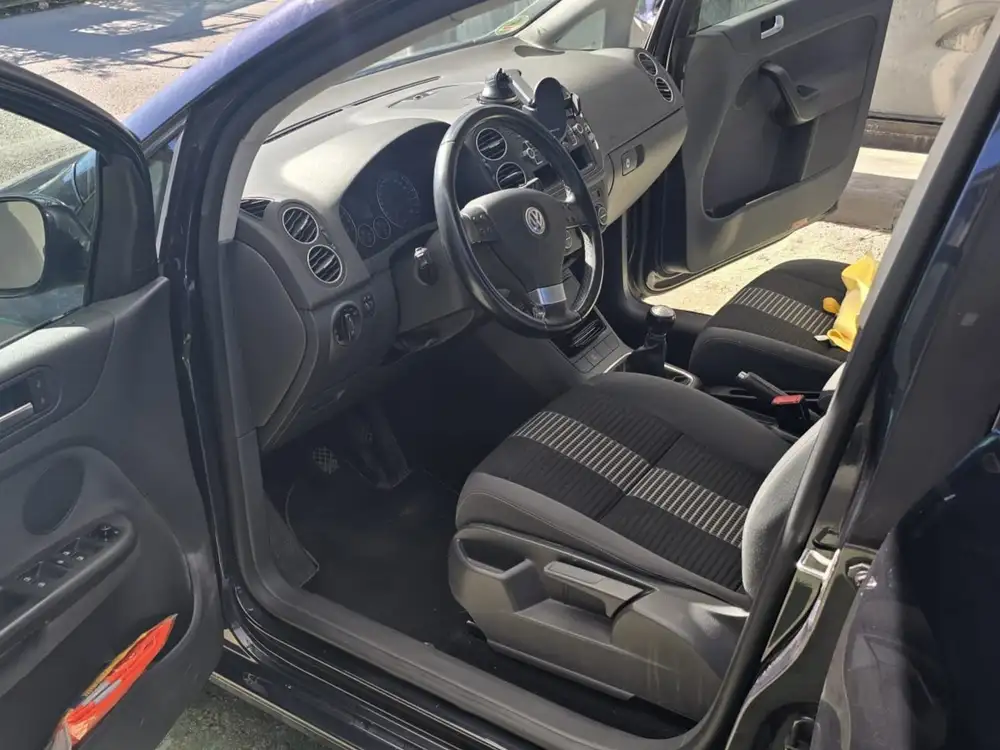 VOLKSWAGEN golf plus