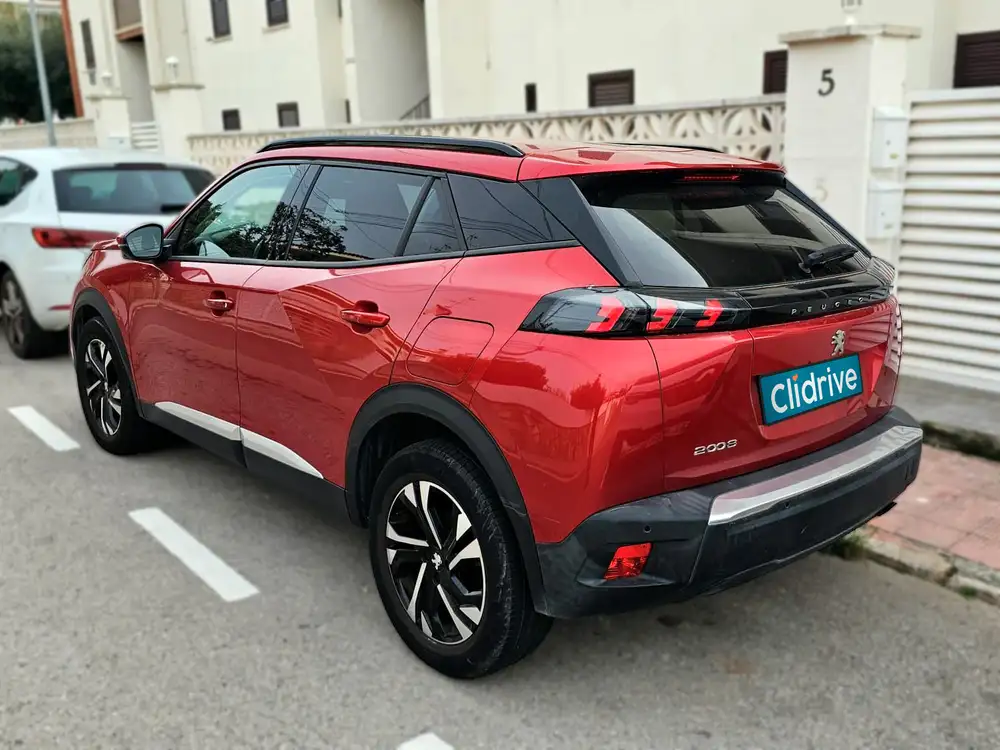 PEUGEOT 2008