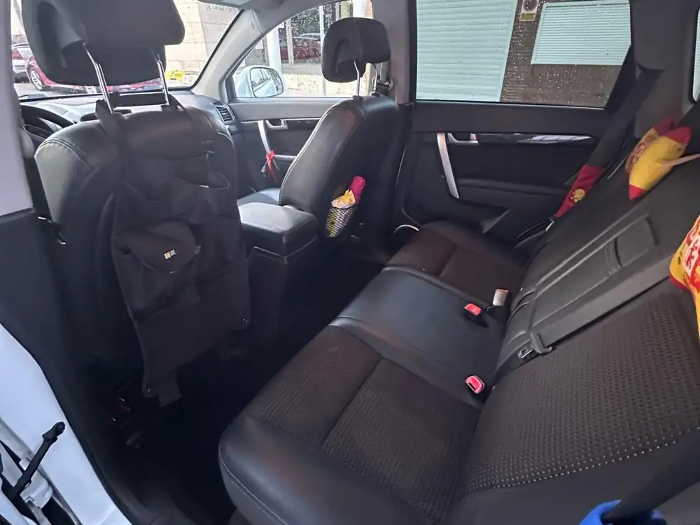 CHEVROLET captiva