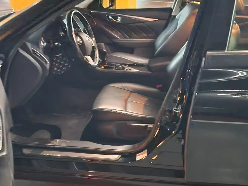 INFINITI q50