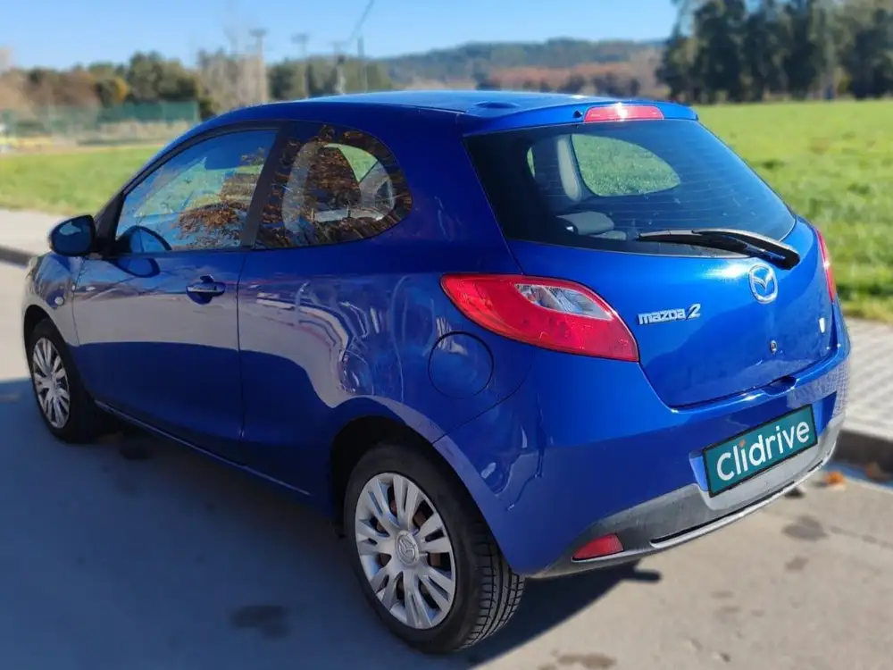MAZDA mazda2